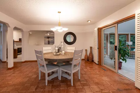 775 Munich Dr, Bismarck, ND 58504 photo 6