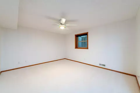 775 Munich Dr, Bismarck, ND 58504 photo 18