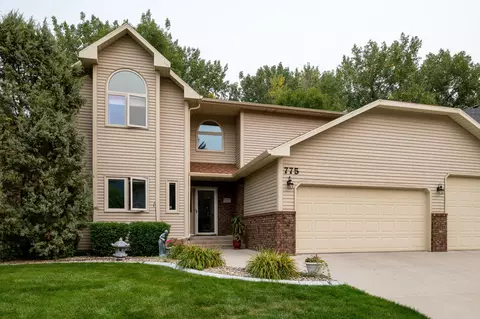 775 Munich Dr, Bismarck, ND 58504 photo 28