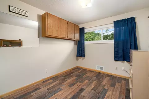 1518 Harmon Ave, Bismarck, ND 58501 photo 7