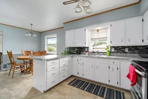 1518 Harmon Ave, Bismarck, ND 58501 photo 6