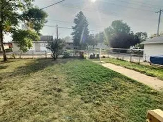 1213 3 St, Bismarck, ND 58501 photo 4