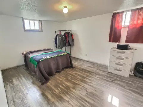 1213 3 St, Bismarck, ND 58501 photo 17