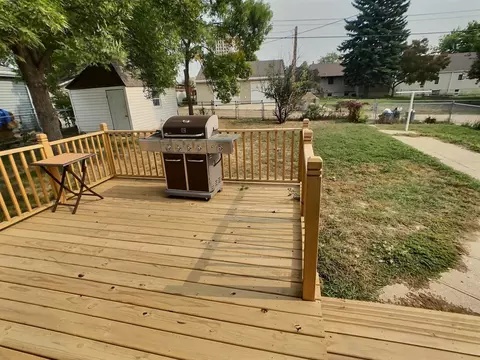 1213 3 St, Bismarck, ND 58501 photo 11