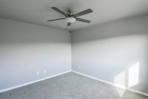 601 Cobblestone Loop SW, Mandan, ND 58554 photo 12
