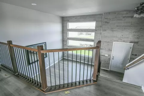 601 Cobblestone Loop SW, Mandan, ND 58554 photo 2