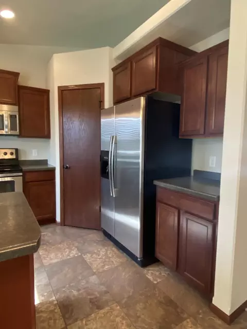 217 Brandenburg Loop, Bismarck, ND 58504 photo 17