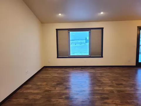 2464 Helen Dr N, Mandan, ND 58554 photo 15