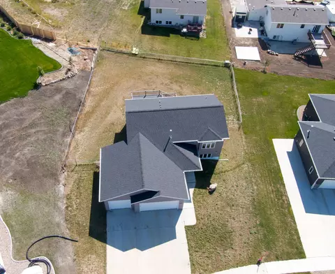 4509 Corvette St NW, Mandan, ND 58554 photo 24