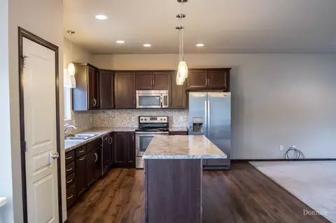4509 Corvette St NW, Mandan, ND 58554 photo 6