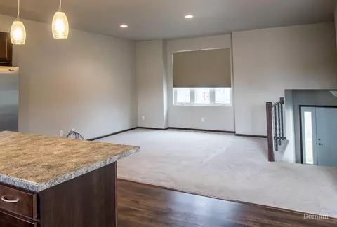 4509 Corvette St NW, Mandan, ND 58554 photo 5