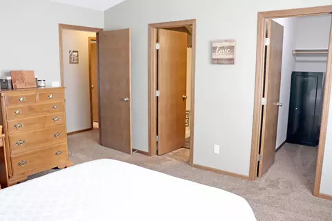 6606 Tiffany Dr, Bismarck, ND 58504 photo 11