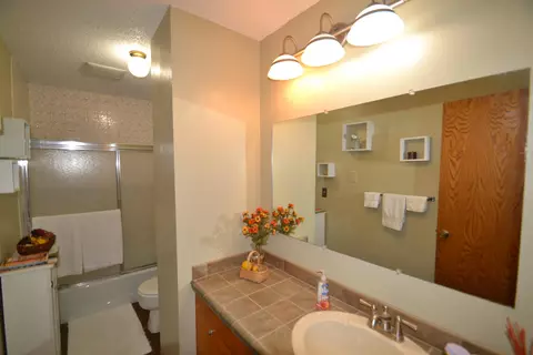 2429 Stevens St, Bismarck, ND 58503 photo 23