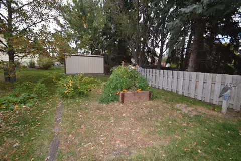 2429 Stevens St, Bismarck, ND 58503 photo 41