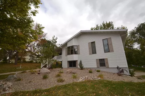 2429 Stevens St, Bismarck, ND 58503 photo 40