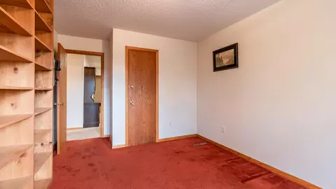 1824 Cottontail Dr, Beulah, ND 58523 photo 5