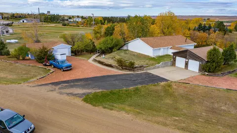 1824 Cottontail Dr, Beulah, ND 58523 photo 22