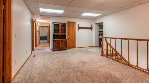 1824 Cottontail Dr, Beulah, ND 58523 photo 3