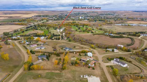 1824 Cottontail Dr, Beulah, ND 58523 photo 21