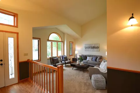3209 46th Ave SE, Mandan, ND 58554 photo 4