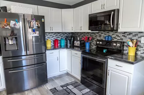 1045 N 29th St, Bismarck, ND 58501 photo 13