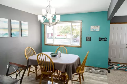 1045 N 29th St, Bismarck, ND 58501 photo 9