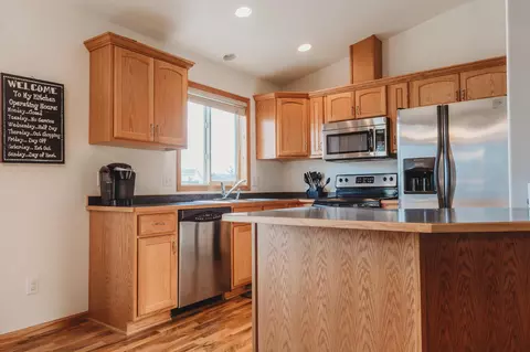 2900 Plainview Dr SE, Mandan, ND 58554 photo 6