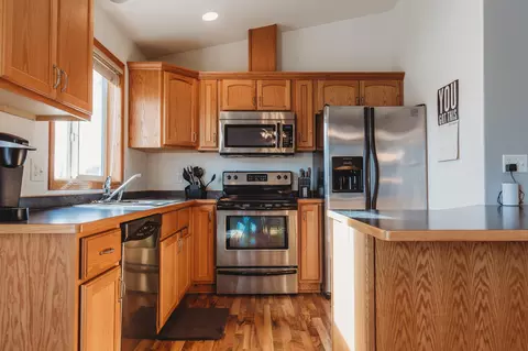 2900 Plainview Dr SE, Mandan, ND 58554 photo 8