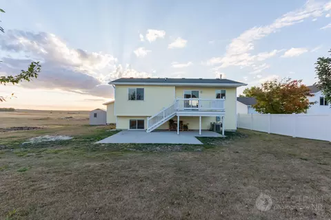 3008 Plainview Dr SE, Mandan, ND 58554 photo 23