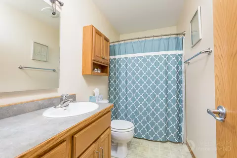 3008 Plainview Dr SE, Mandan, ND 58554 photo 14