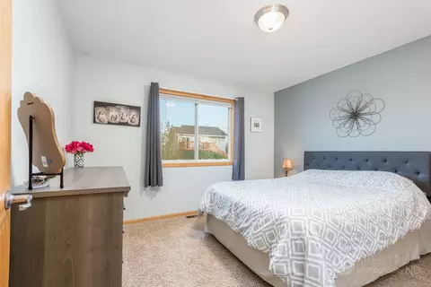 3008 Plainview Dr SE, Mandan, ND 58554 photo 11