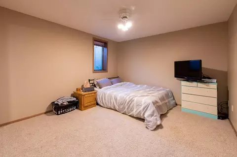 1502 S 3rd St, Bismarck, ND 58504 photo 11