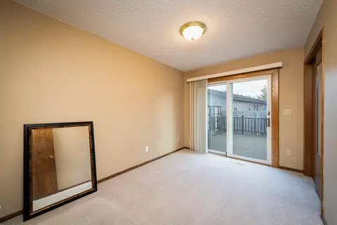 1502 S 3rd St, Bismarck, ND 58504 photo 9
