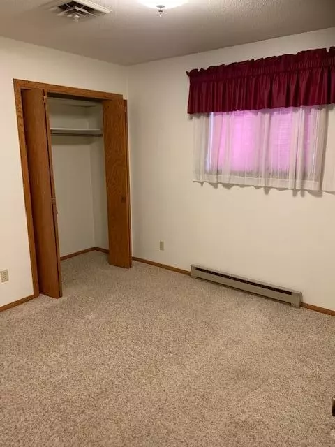 211 5th Ave E, New Leipzig, ND 58562 photo 17