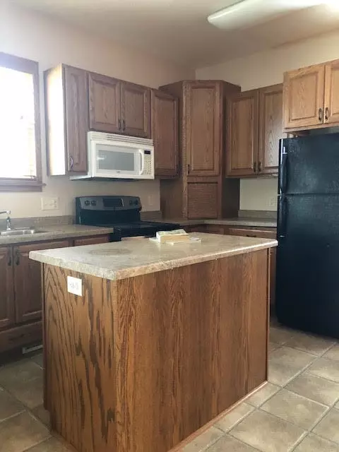 305 Main St, Hebron, ND 58638 photo 8