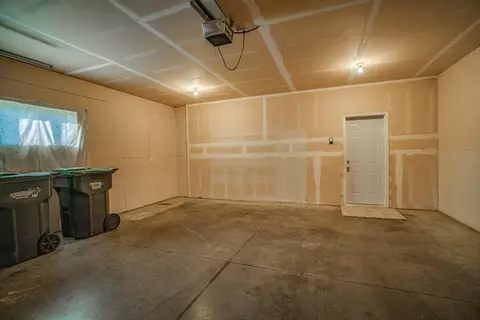 4513 30th Ave NW, Mandan, ND 58554 photo 37