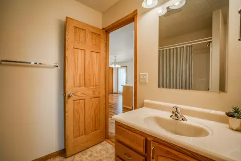 4513 30th Ave NW, Mandan, ND 58554 photo 16