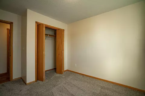 4513 30th Ave NW, Mandan, ND 58554 photo 21