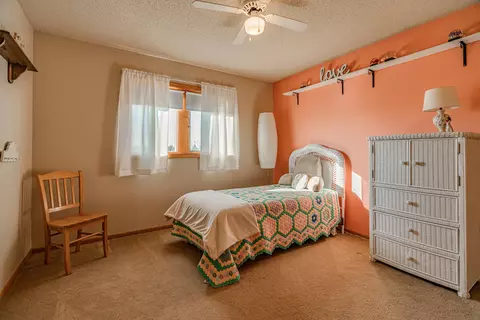 601 E Bristol Dr, Bismarck, ND 58501 photo 26