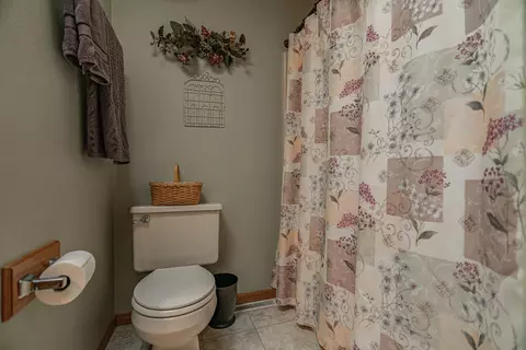 601 E Bristol Dr, Bismarck, ND 58501 photo 22