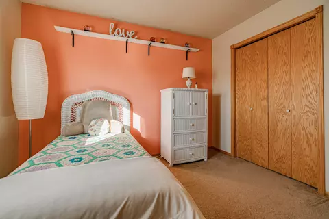 601 E Bristol Dr, Bismarck, ND 58501 photo 27