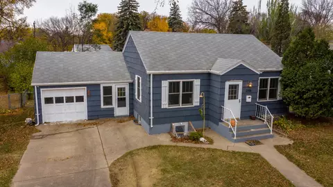 1206 3rd St N St, Bismarck, ND 58501 photo 1