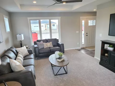 3712 Silver Blvd, Bismarck, ND 58503 photo 8