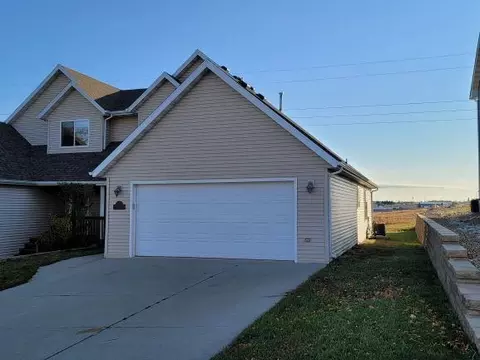 3242 E Capitol Ave, Bismarck, ND 58501 photo 33