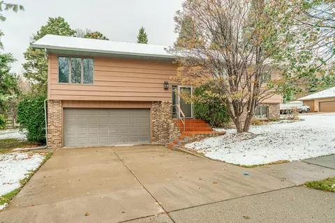 3216 Hackberry St, Bismarck, ND 58503 photo 1