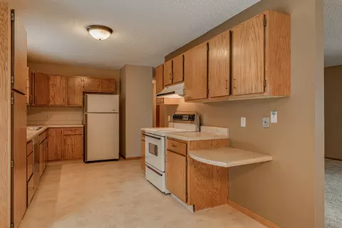 3216 Hackberry St, Bismarck, ND 58503 photo 15