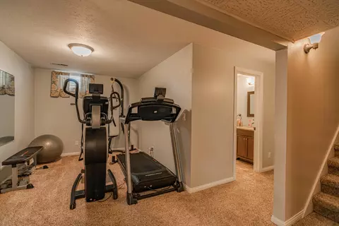 2001 N 8th St, Bismarck, ND 58501 photo 42