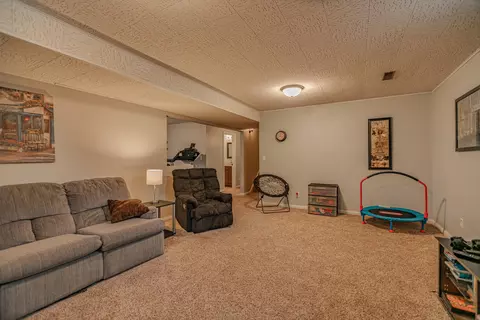2001 N 8th St, Bismarck, ND 58501 photo 41