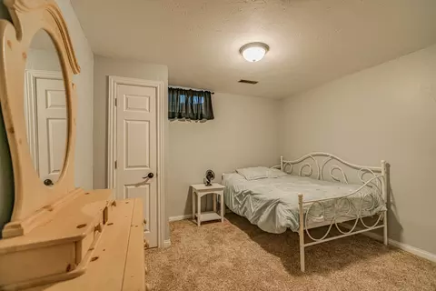 2001 N 8th St, Bismarck, ND 58501 photo 37