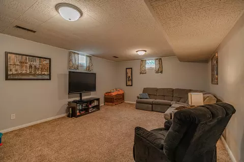 2001 N 8th St, Bismarck, ND 58501 photo 30